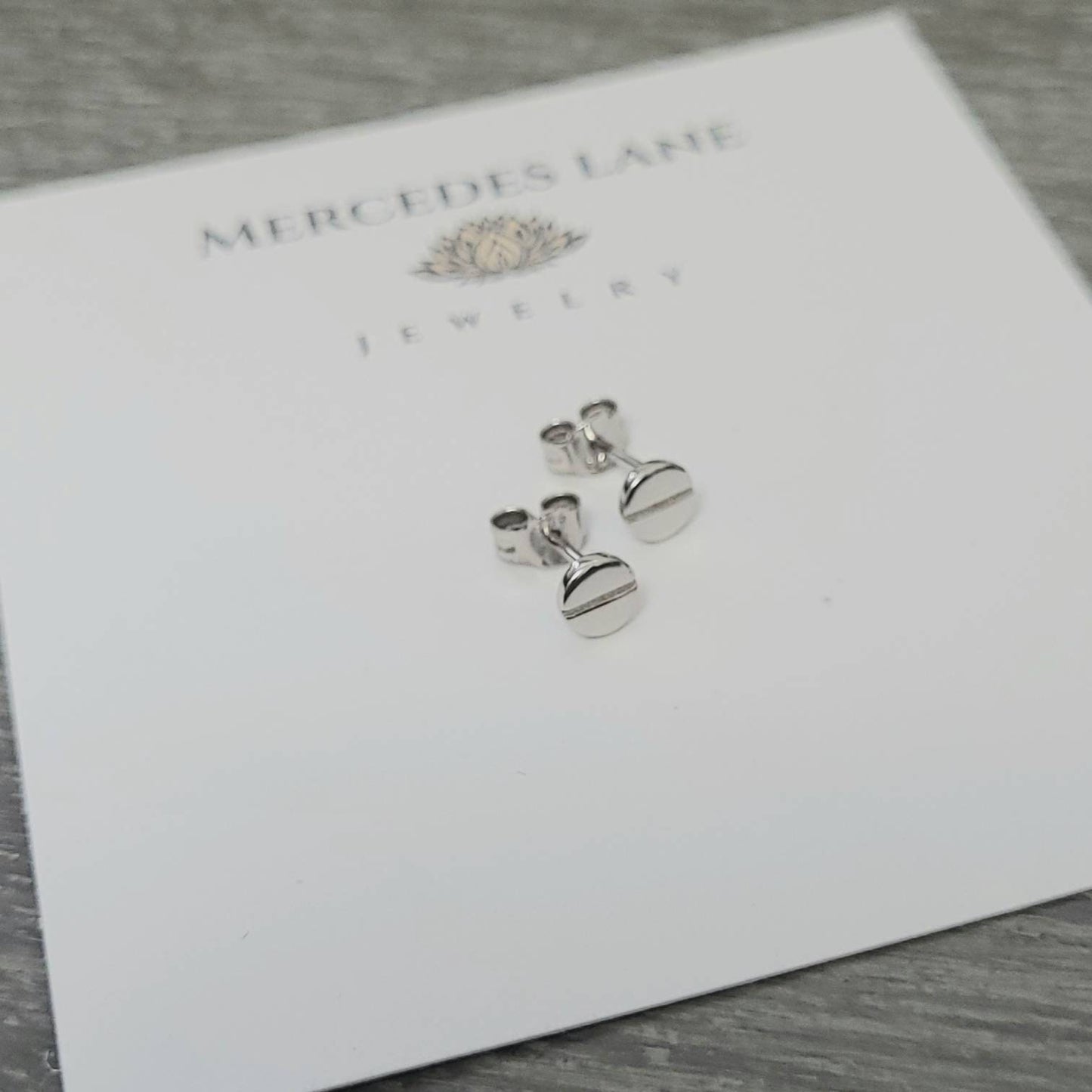 925 Sterling Silver Nail Head Screw Stud Earring
