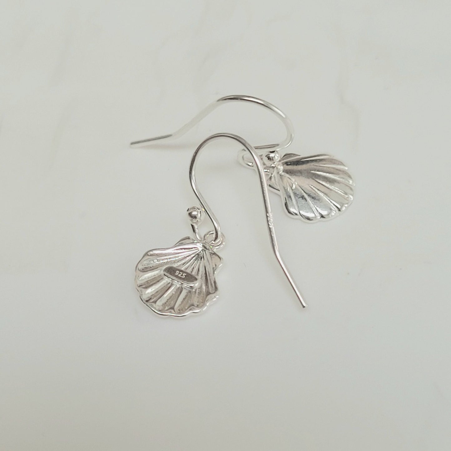 925 Sterling Silver Sea Shell Dangle Earrings